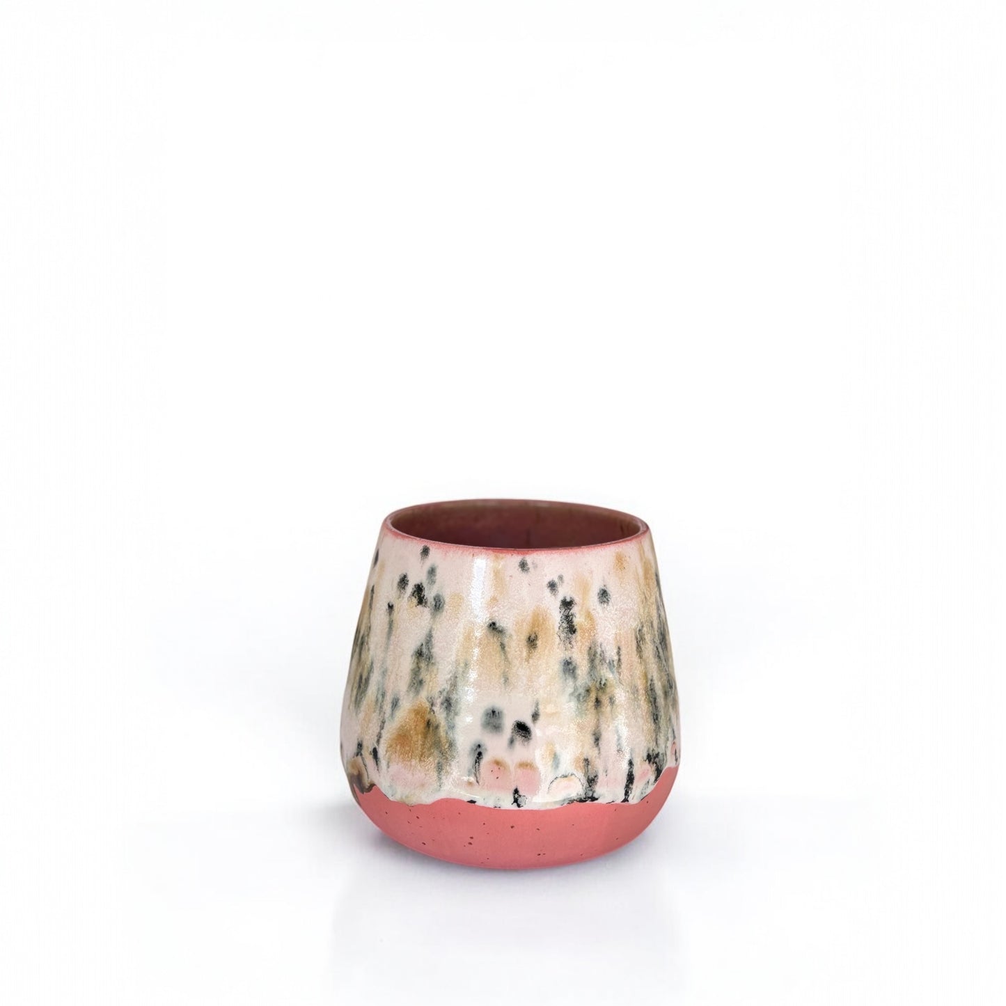 Tasse "pink leopard" ,poterie faite main. Entretien facile.